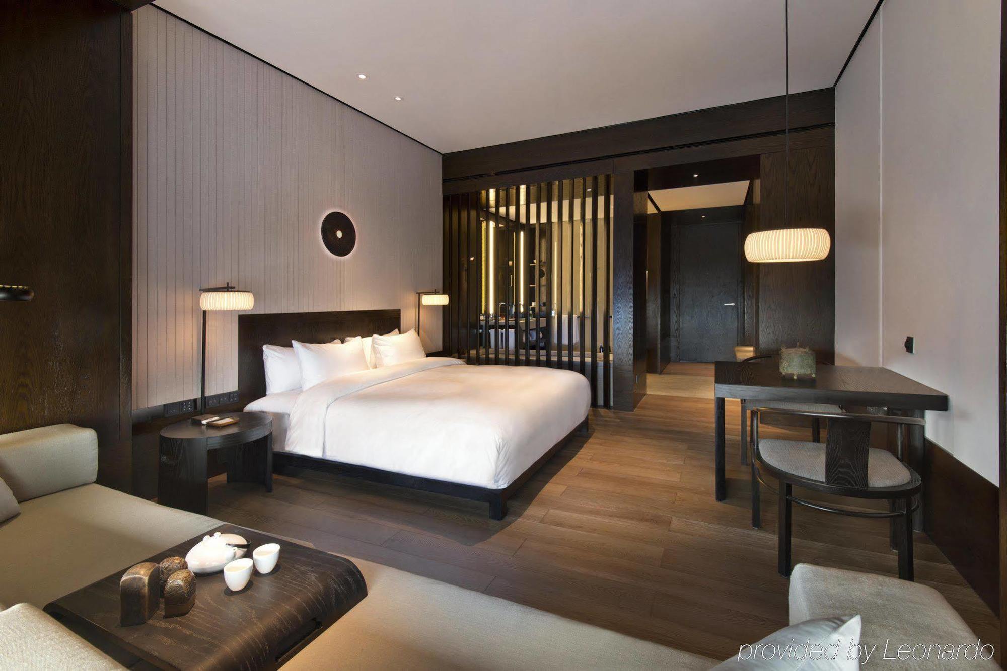 Hyatt Regency Wuhan Optics Valley Exteriör bild